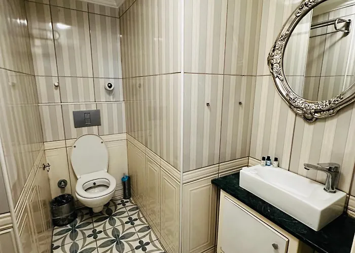 Alyon Beyoglu * Istanbul